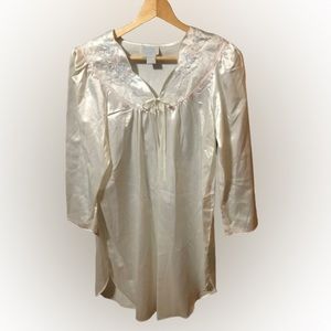 NWT Heather Lane Vintage nightgown size small